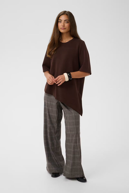 Verda Chabrina Asymmetric T-Shirt