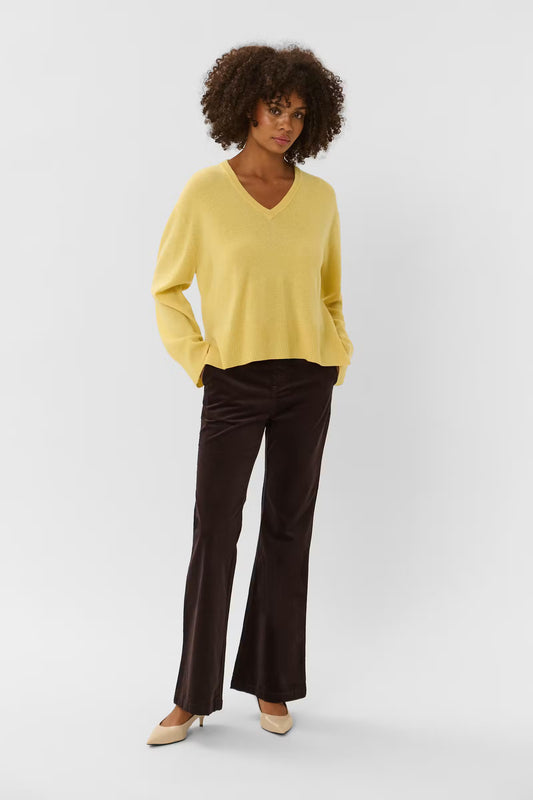Bethina Arrow V Neck Pullover