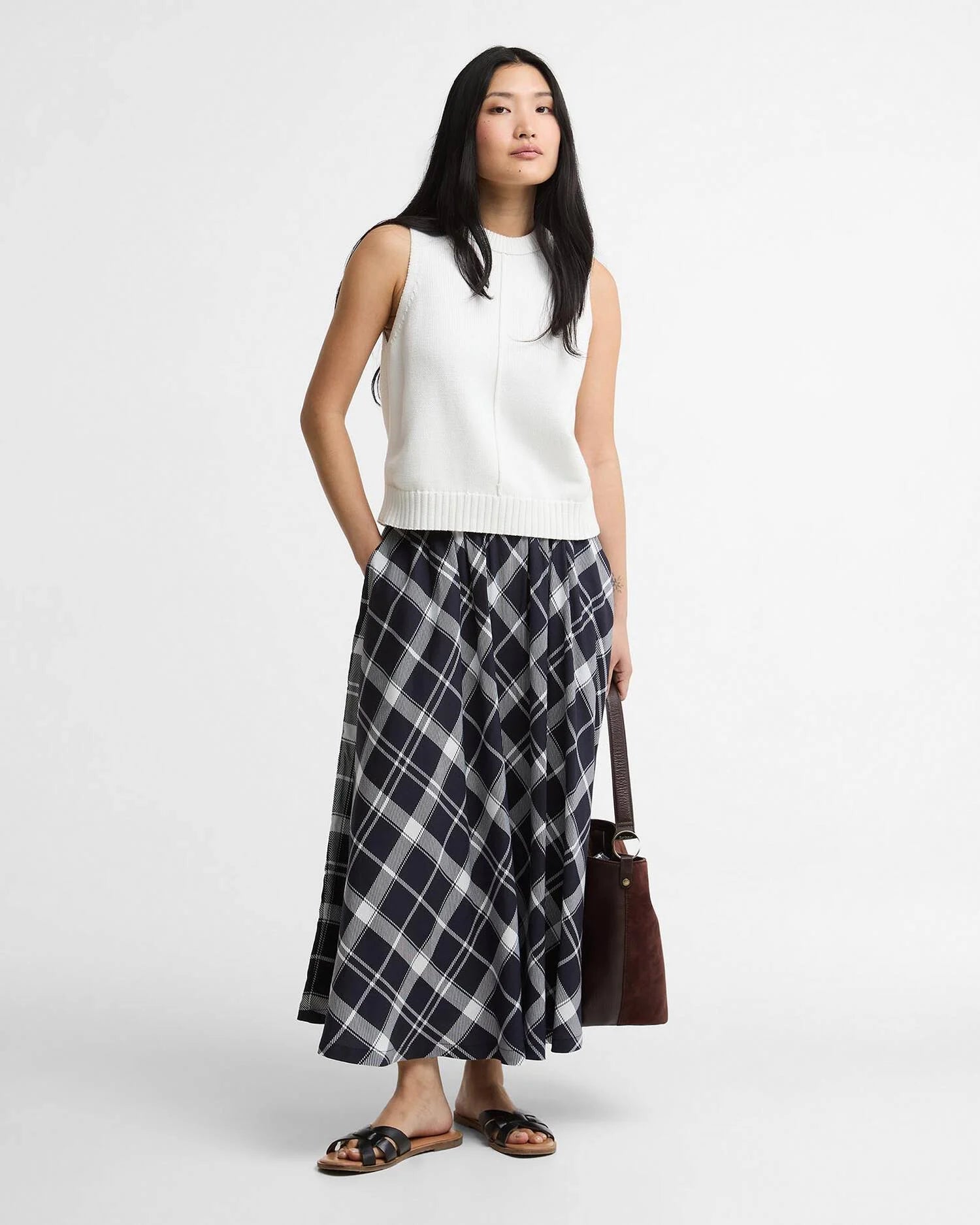 Young Ideas & Henmores - Avon Knitted Vest - WH71 Cloud - 8