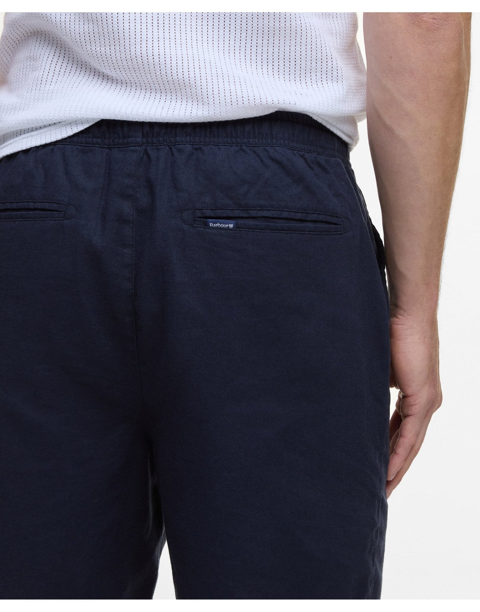 Young Ideas/Henmores - Barbour Cotton Linen Relaxed Short - GY18 Mist - M