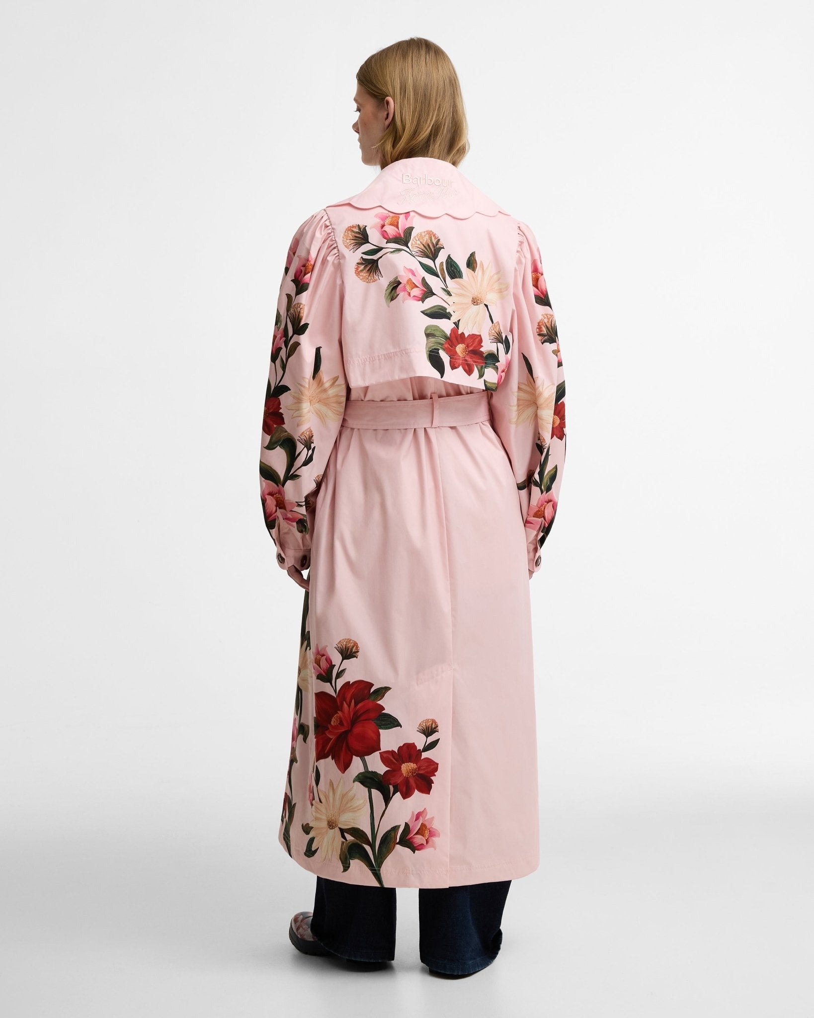 Young Ideas & Henmores - Barbour X Farm Rio Bromelia Showerproof Trench Coat - WH11 Pink Edens Bloom/Cream Flower - XS