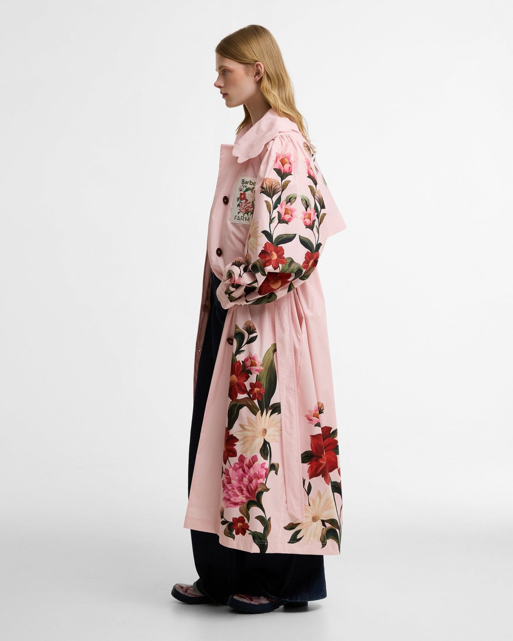 Young Ideas & Henmores - Barbour X Farm Rio Bromelia Showerproof Trench Coat - WH11 Pink Edens Bloom/Cream Flower - XS