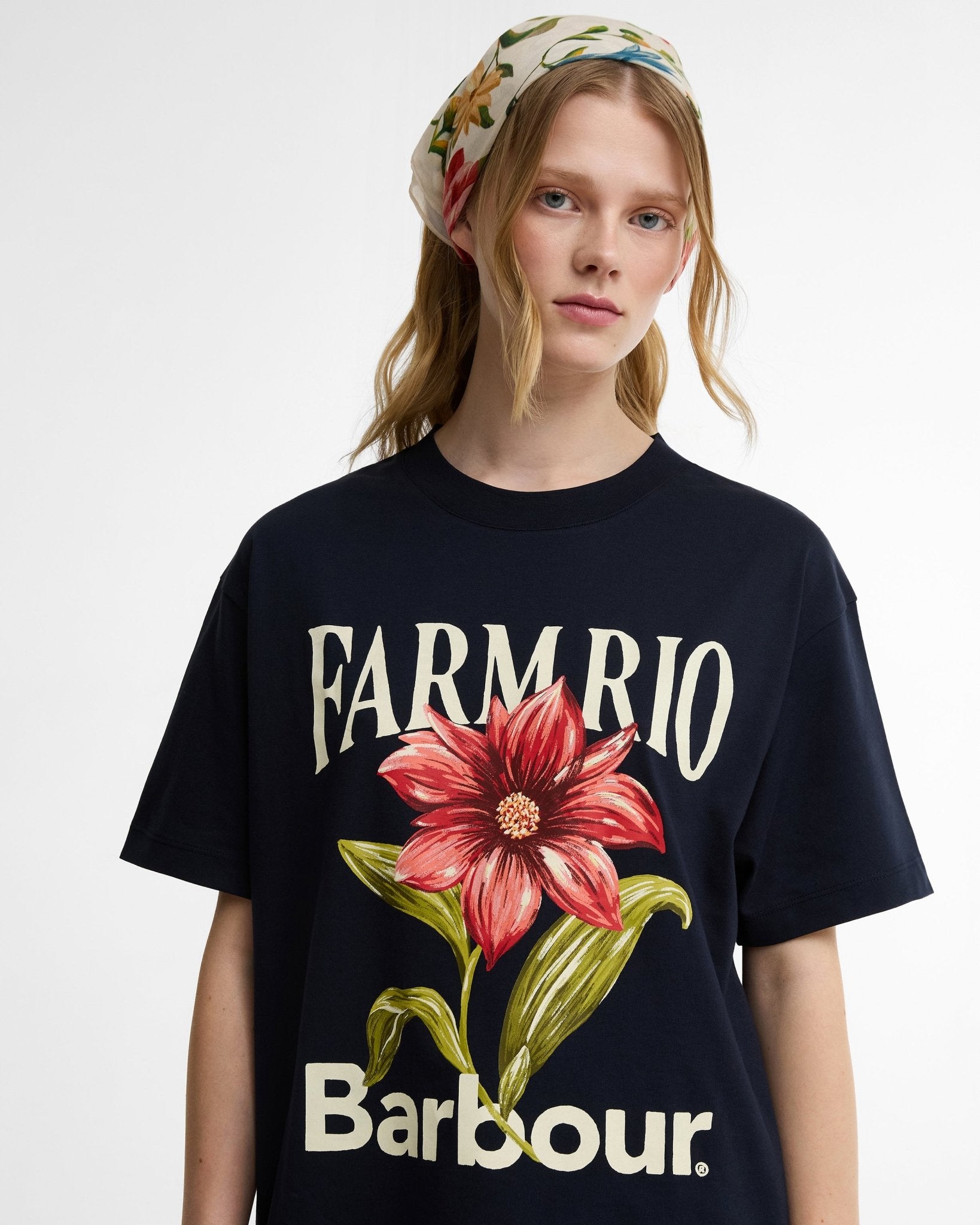 Young Ideas & Henmores - Barbour X Farm Rio Wild Flower T-Shirt - NY73 Navy - XS