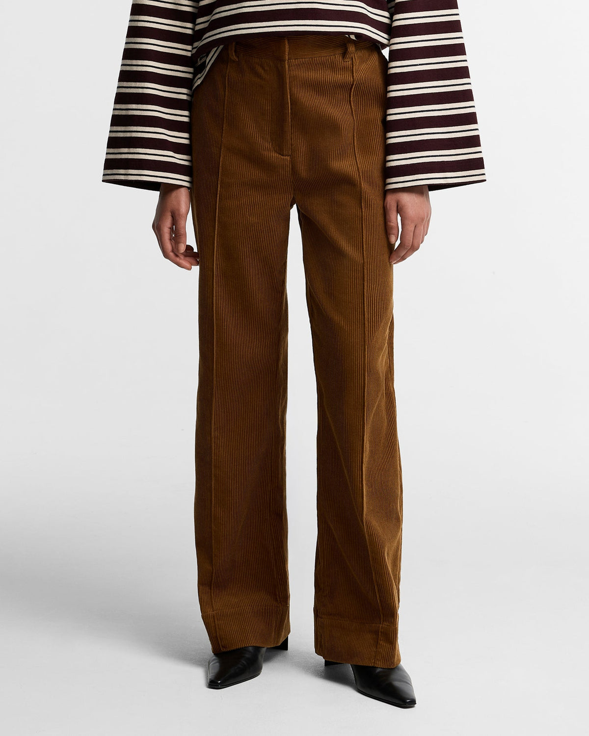 Young Ideas & Henmores -Emmy Trousers -TA52 Tan -8