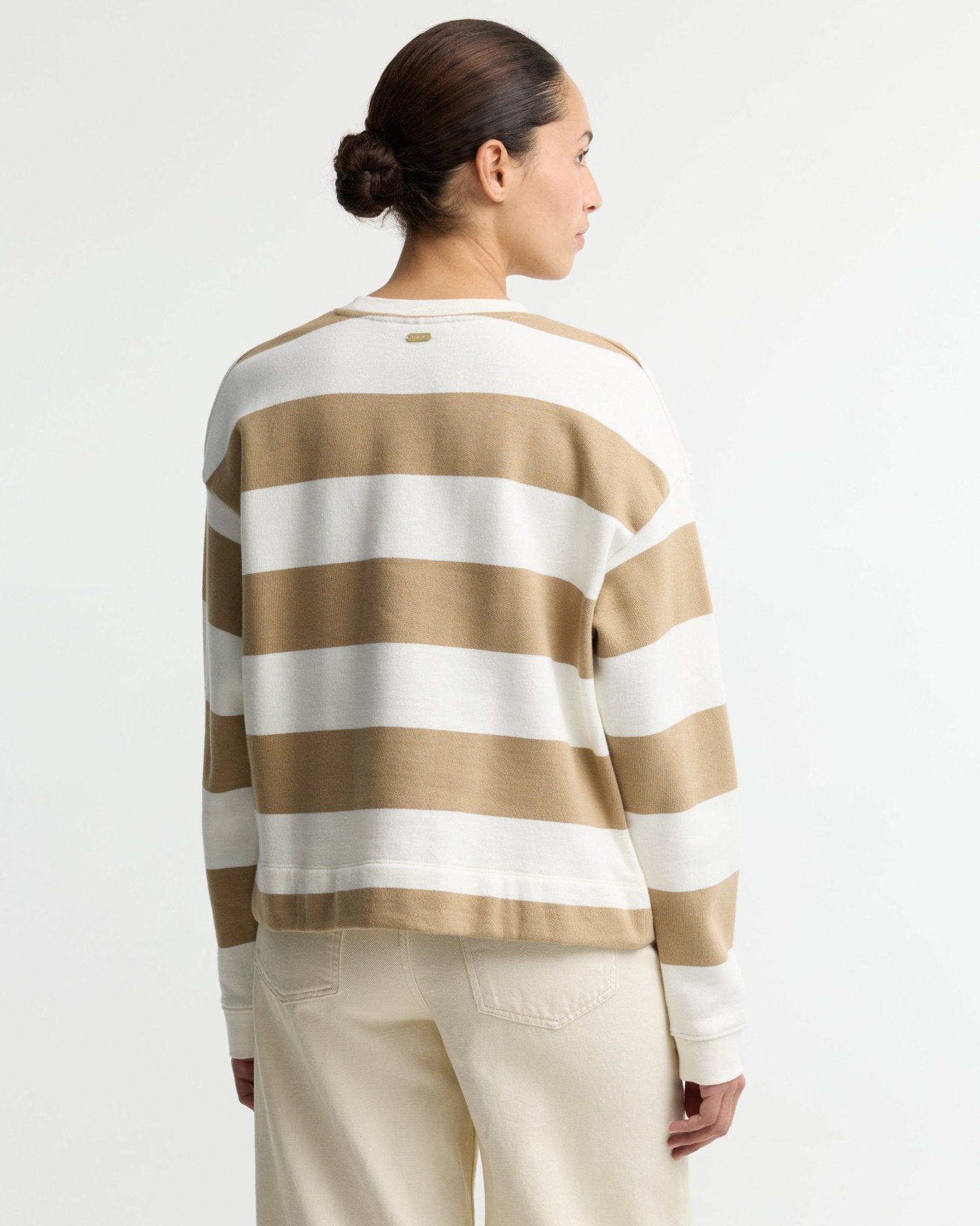 Young Ideas & Henmores -Eva Sweatshirt -WH93 Cloud/Warm Trench -8