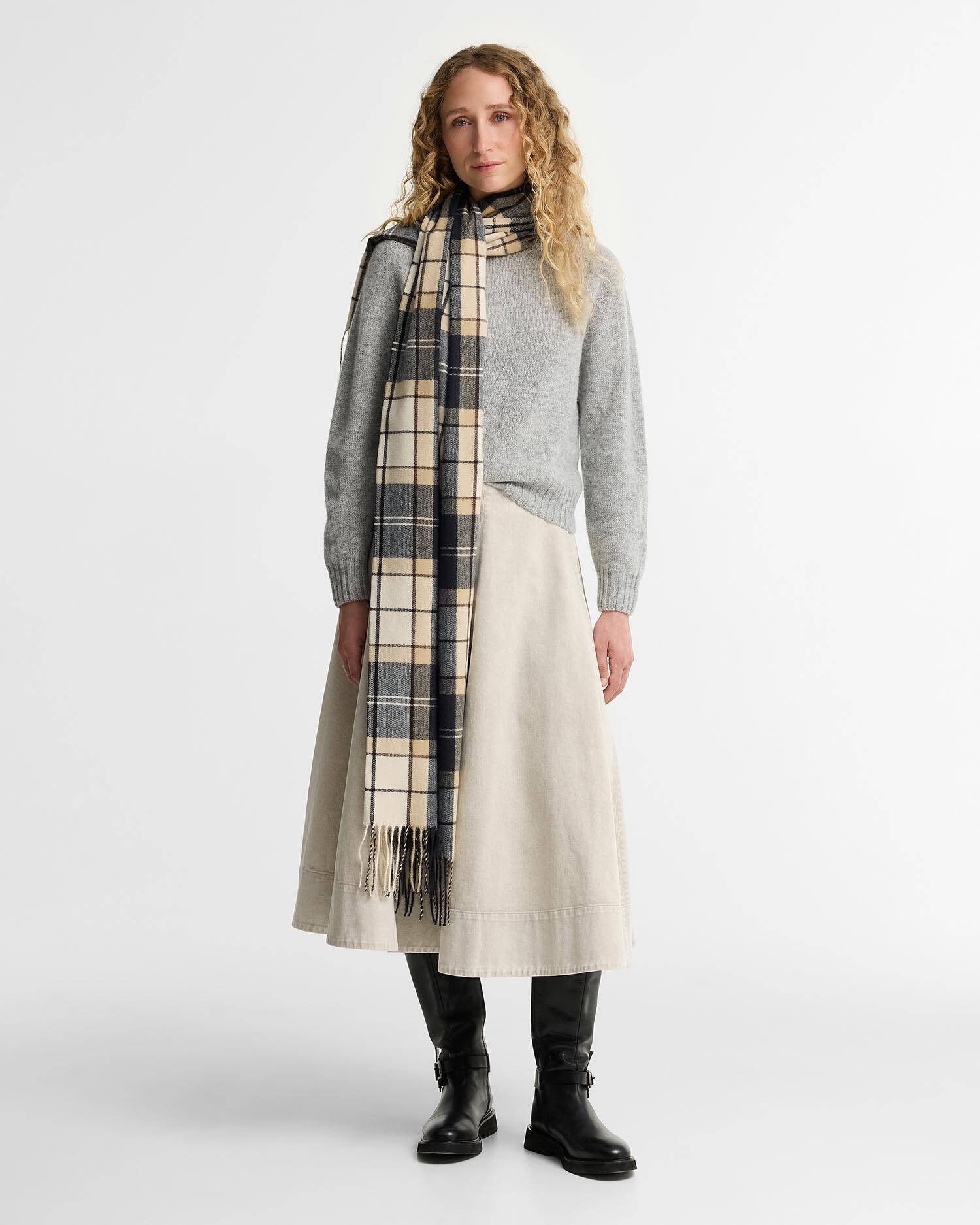 Young Ideas & Henmores -Hailes Tartan Scarf -TN26 Lt Birchwood Dress Tartan -OS