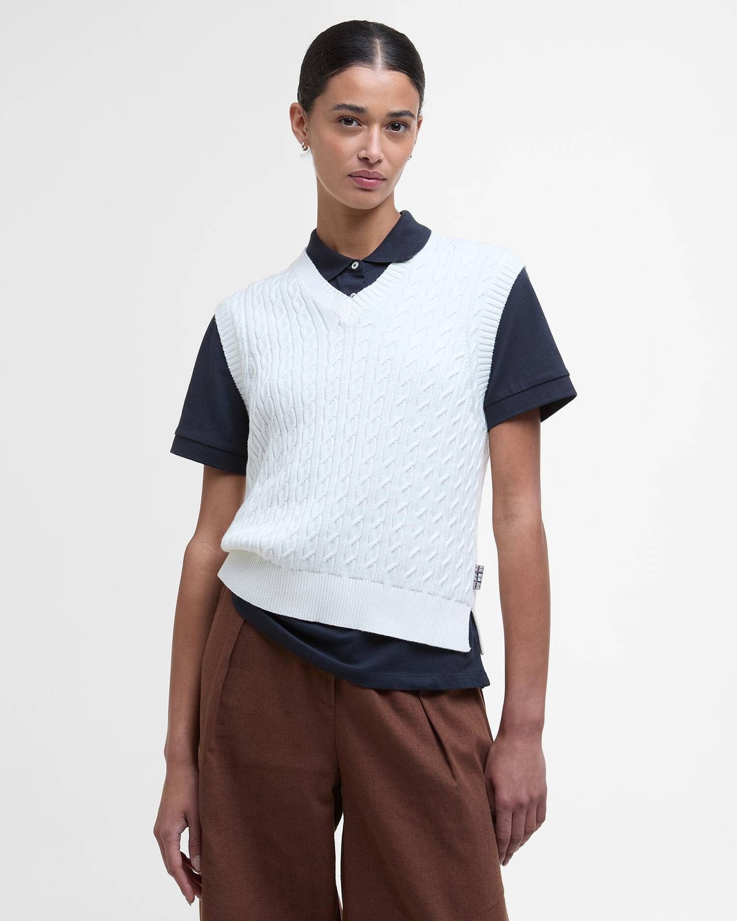 Young Ideas/Henmores - Hartland Sleeveless Knitted Jumper - WH71 Cloud - 10