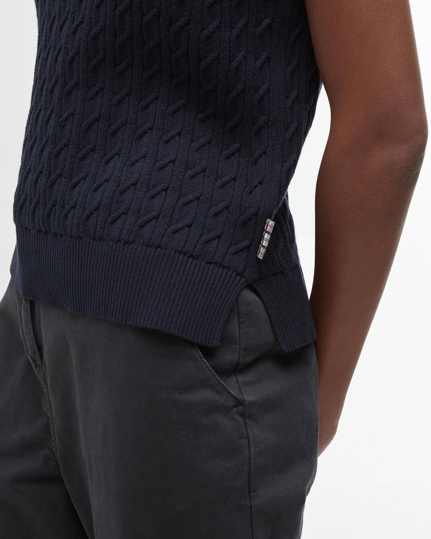 Young Ideas/Henmores - Hartland Sleeveless Knitted Jumper - NY73 Navy - 8