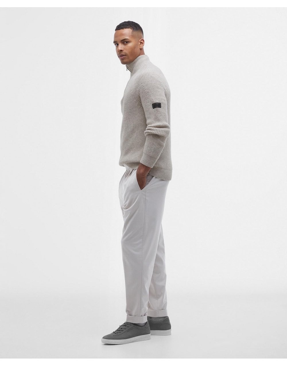 Young Ideas/Henmores - Chester Funnel Quarter Zip - BK11 Black - M