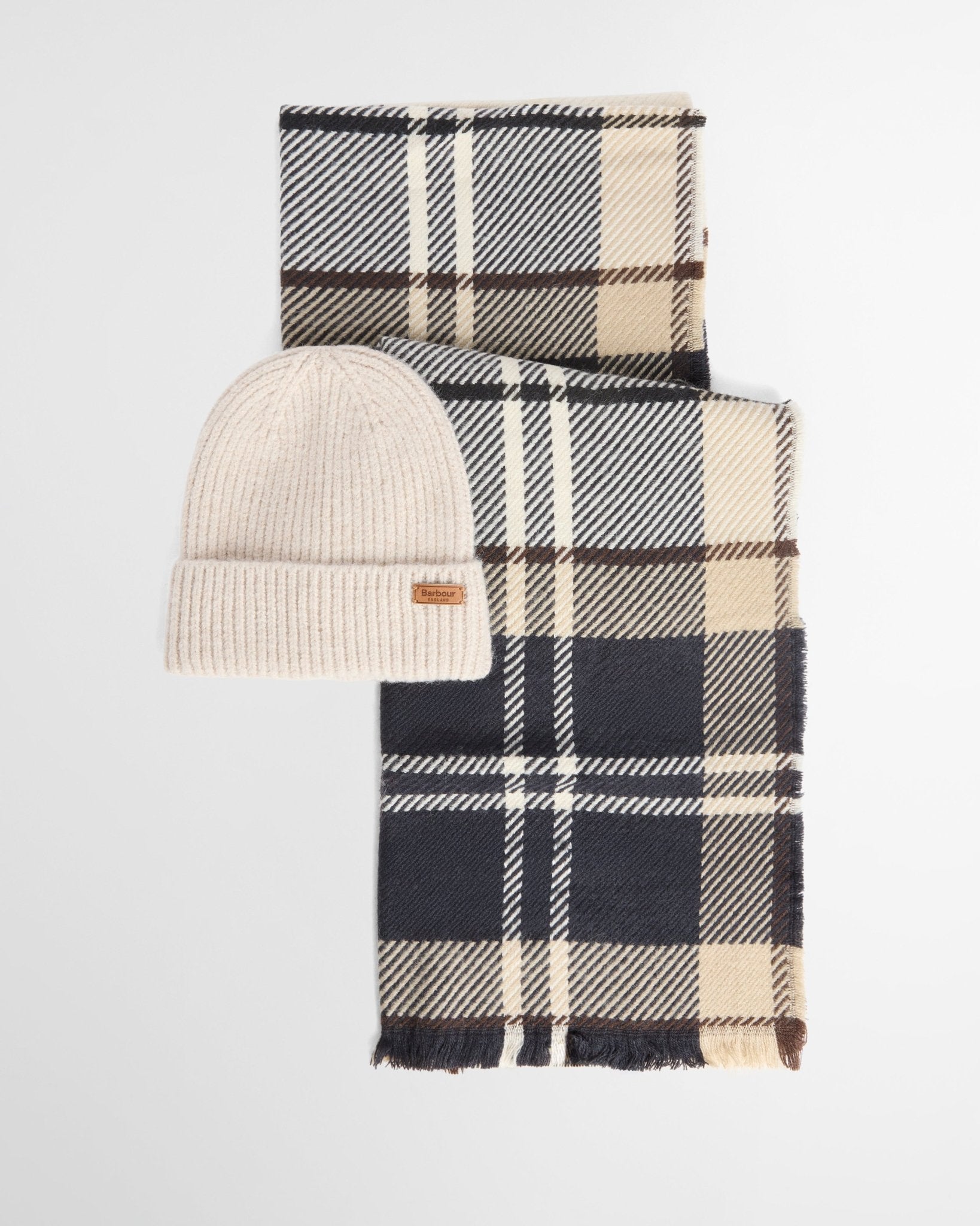 Young Ideas & Henmores -Pendle Beanie & Blair Scarf Gift Set -TN26 Light Birchwood Tartan -OS