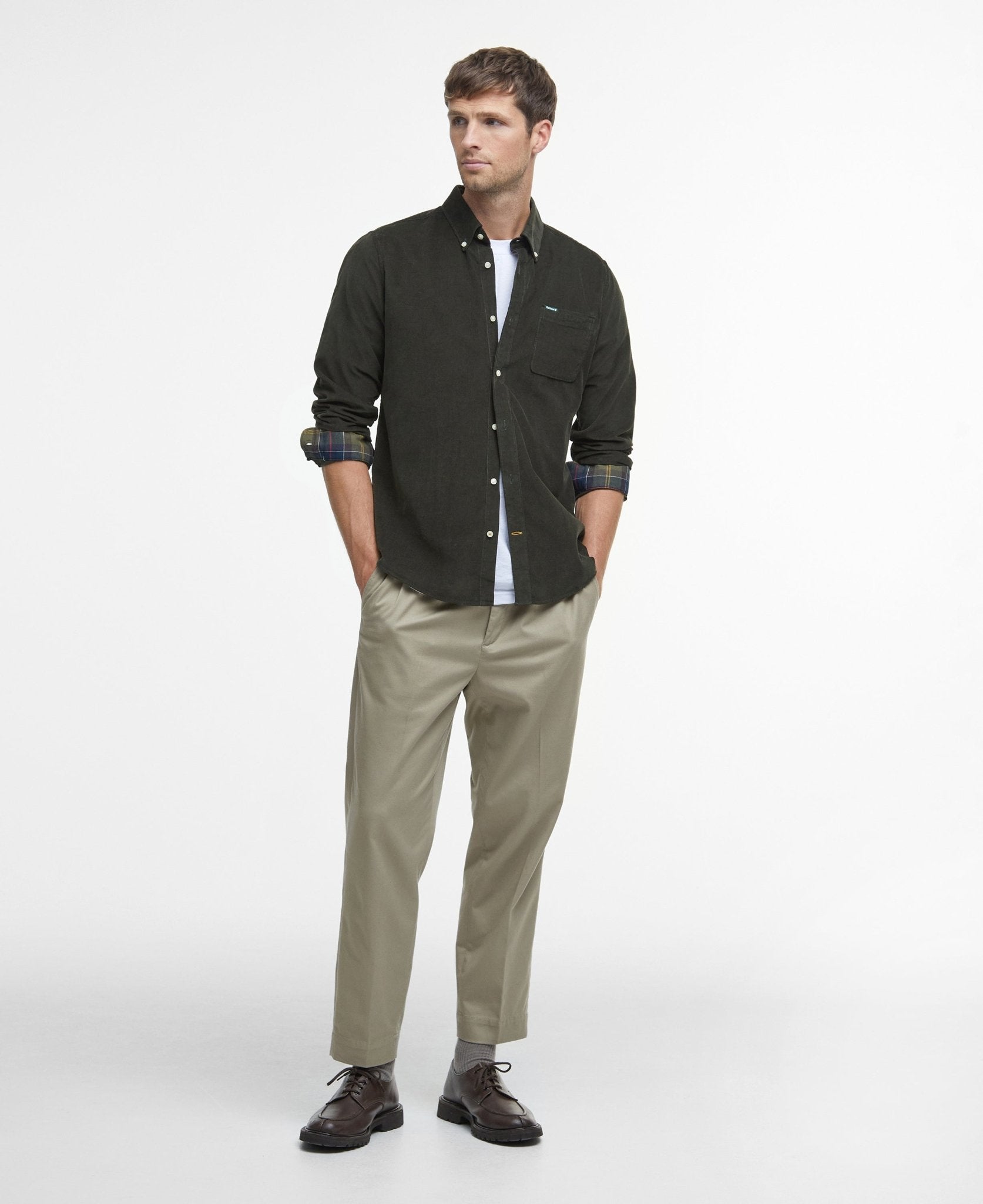 Young Ideas & Henmores -Ramsey Tailored Cord Shirt -GN91 Forest -L