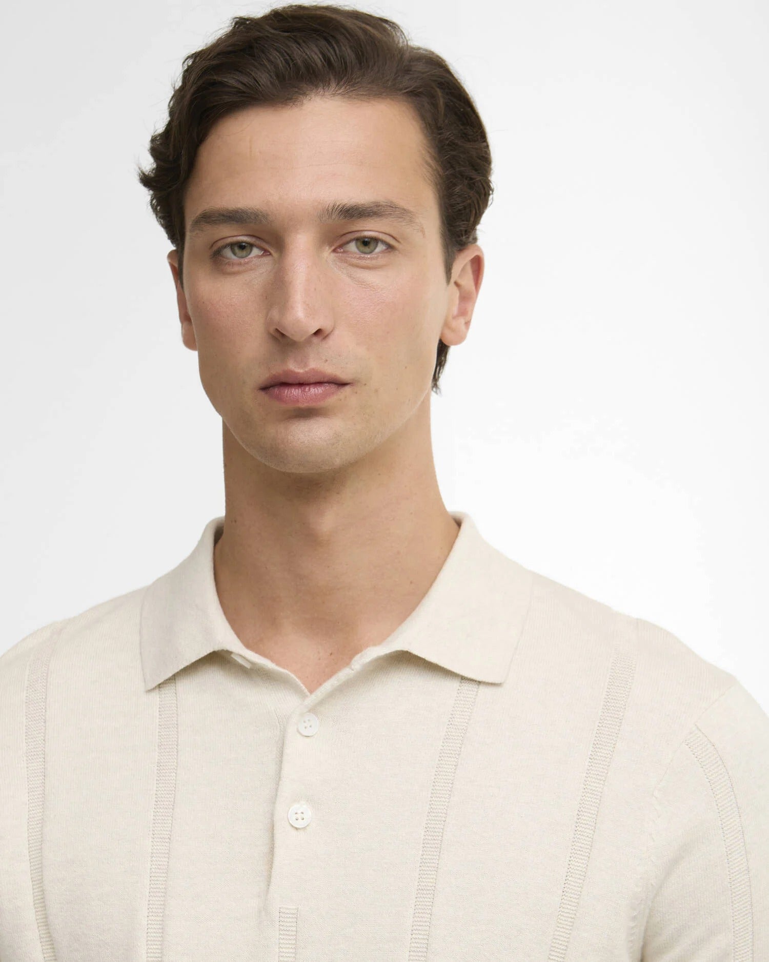 Young Ideas & Henmores -Wellburn Knitted Polo Shirt -BE72 Oatmeal -M