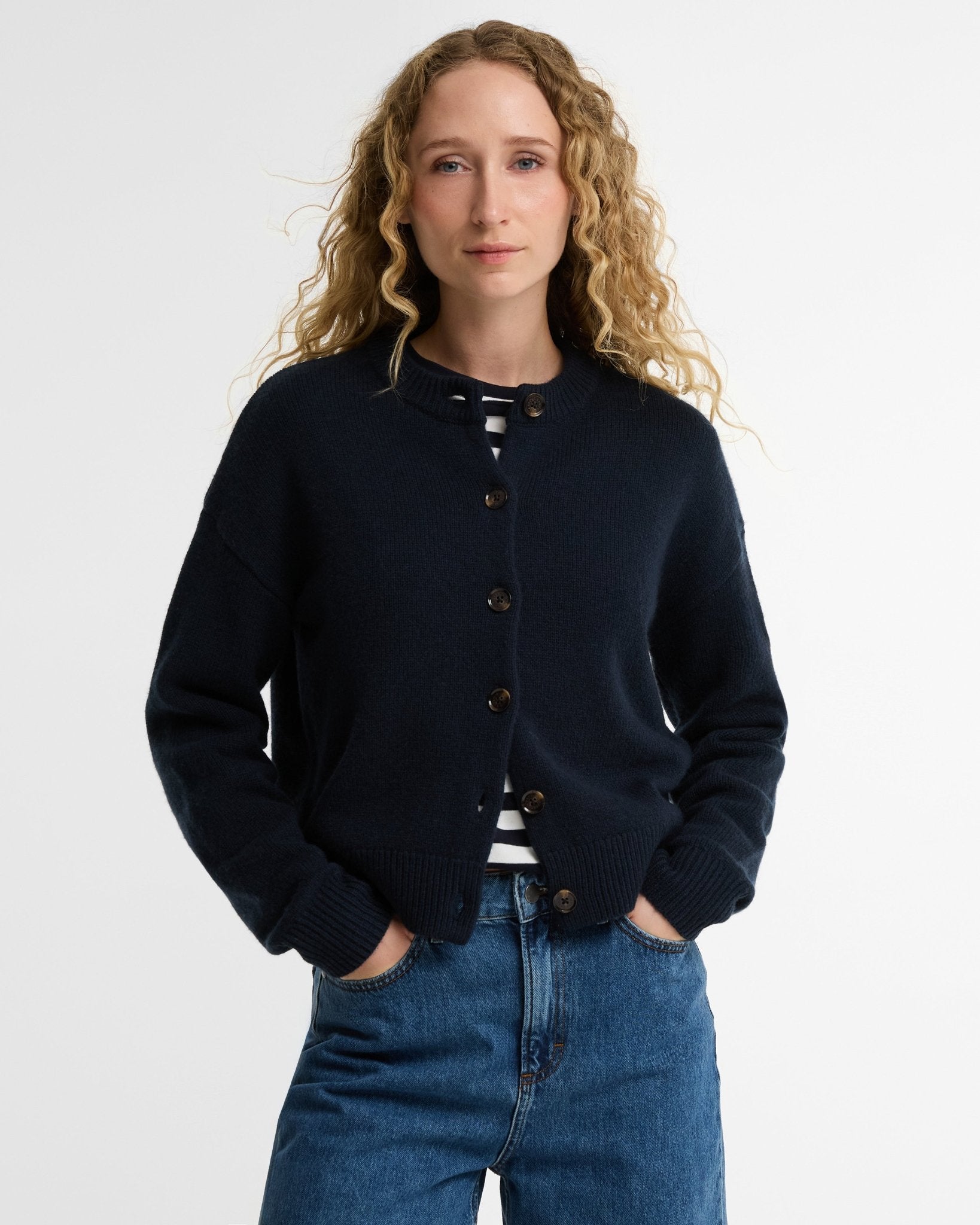 Young Ideas & Henmores -Woodhouse Cashmere Blend Knitted Cardigan -NY73 Navy -8