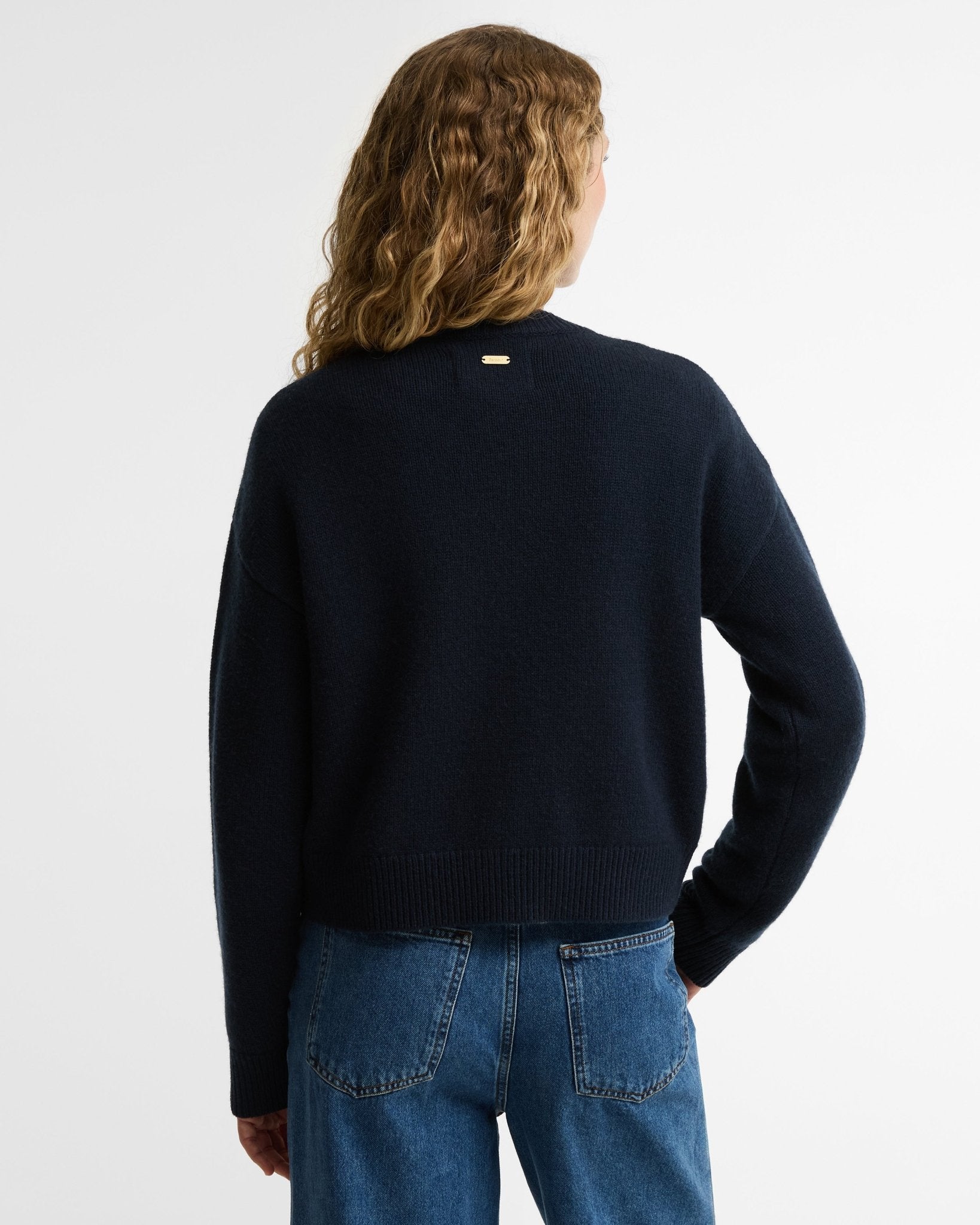 Young Ideas & Henmores -Woodhouse Cashmere Blend Knitted Cardigan -NY73 Navy -8