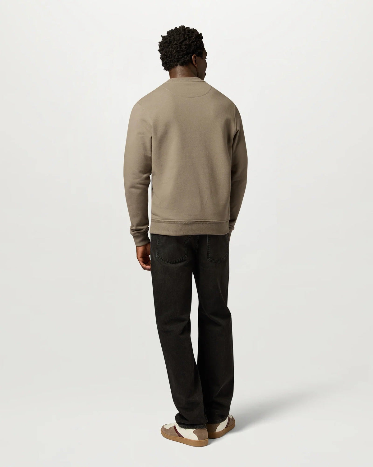 Young Ideas & Henmores -Belstaff Stamp Logo Crew Neck Sweatshirt -Atlantic Grey -M