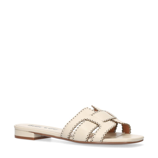 Young Ideas/Henmores - Holly Scalloped Flat Sandal - Off White - 4