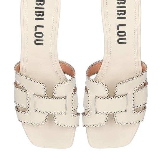 Young Ideas/Henmores - Holly Scalloped Flat Sandal - Off White - 4