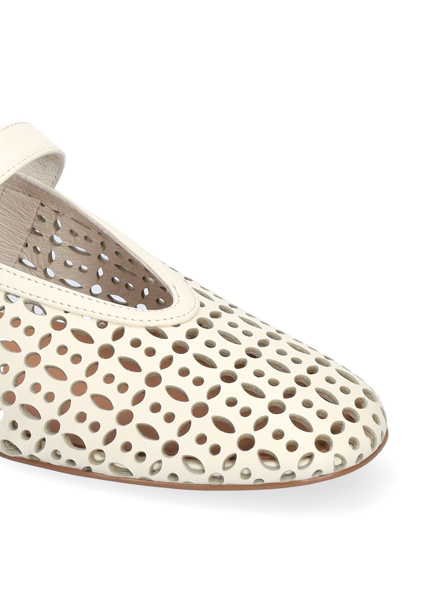 Young Ideas/Henmores - Maia Laser Cut Flat - Off White - 4