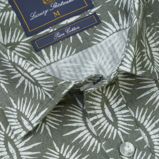 Young Ideas & Henmores - Shortsleeved Ikat Print Shirt - Khaki - M