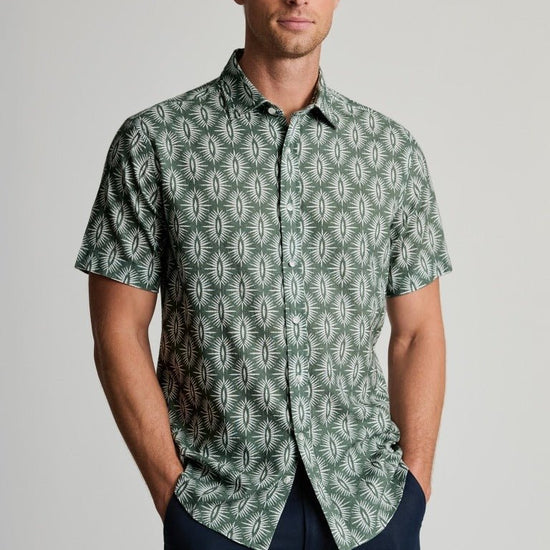 Young Ideas & Henmores - Shortsleeved Ikat Print Shirt - Khaki - M