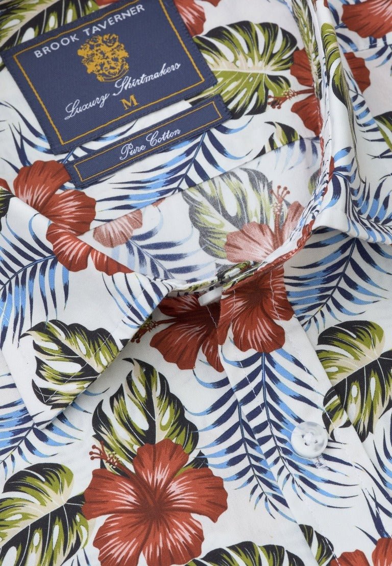 Young Ideas & Henmores -Shortsleeved Tropical Flower Print -White Print -M