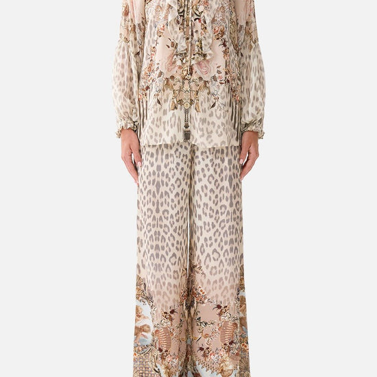 Young Ideas/Henmores - Aranjuez Animalia Ruffle Raglan Silk Blouse - Soft Brown - XS