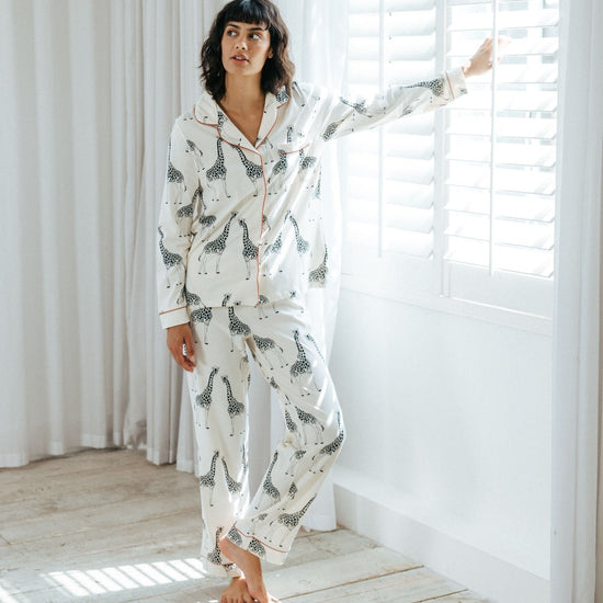 Young Ideas & Henmores -Organic Cotton Giraffe Print Long Pyjama Set -Off White -8