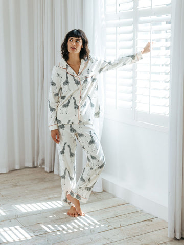 Young Ideas & Henmores -Organic Cotton Giraffe Print Long Pyjama Set -Off White -8