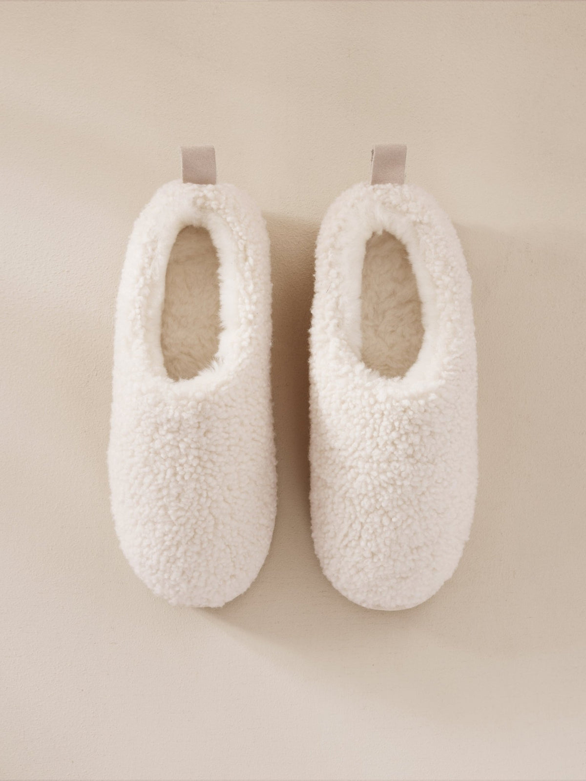Young Ideas & Henmores -Plain Slippers -Off White -S
