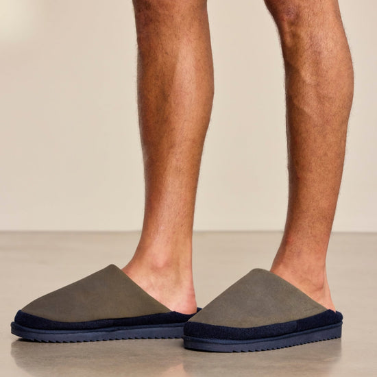 Young Ideas & Henmores -Plain Slippers -Khaki -S