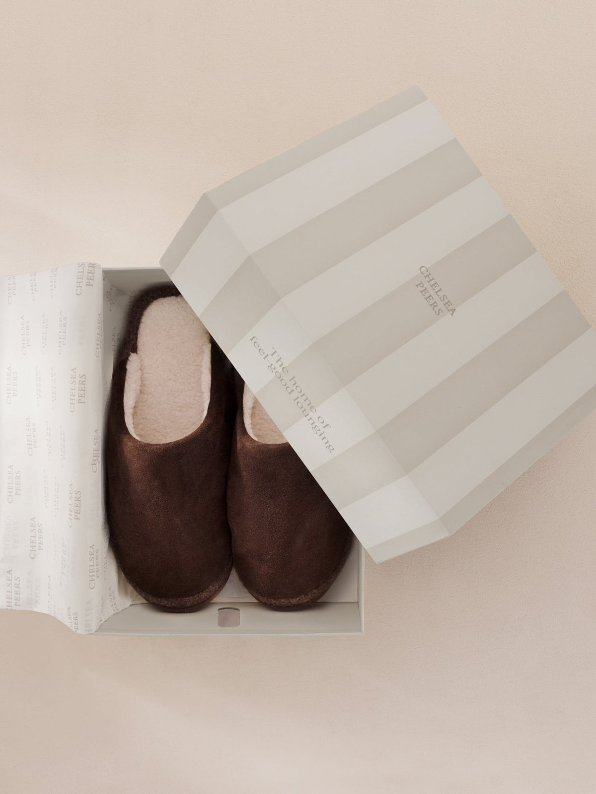 Young Ideas & Henmores -Plain Slippers -Dark Brown -S