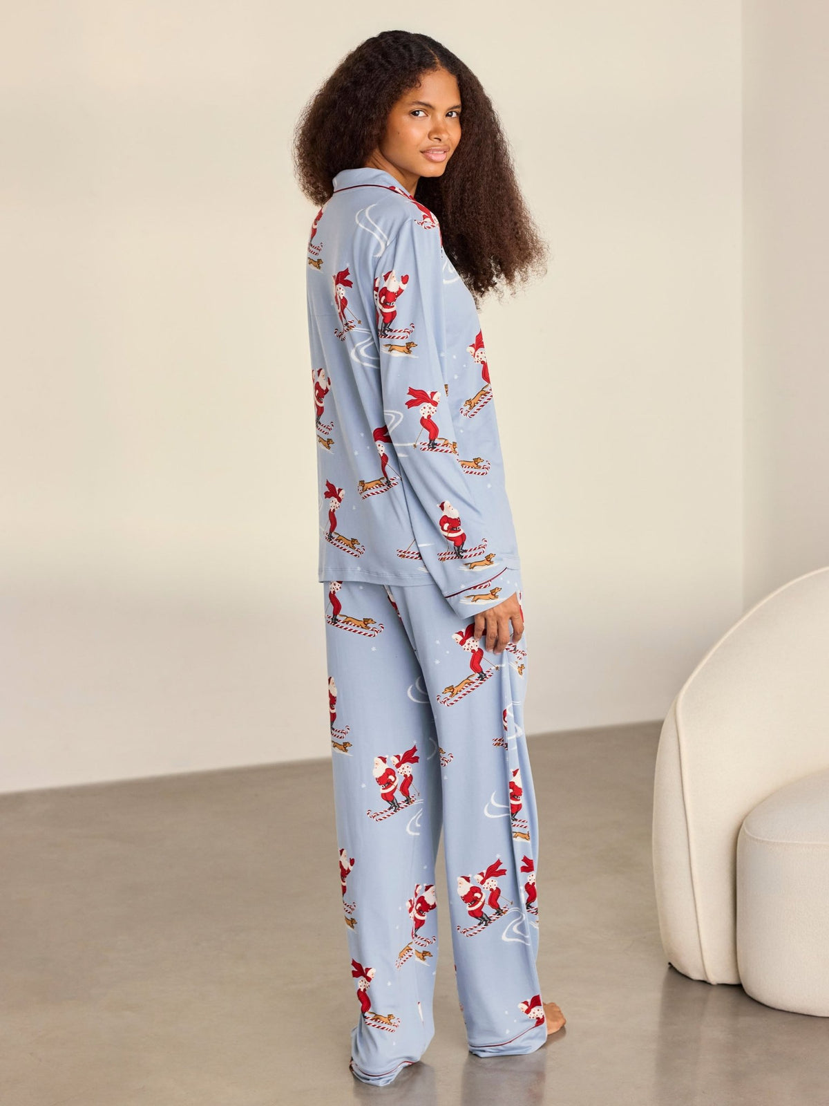 Young Ideas & Henmores -Santa Skiing Long Pyjama Set -Blue -8
