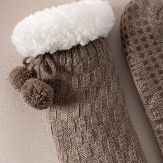 Young Ideas & Henmores -Slipper Socks -Plain Brown -OS