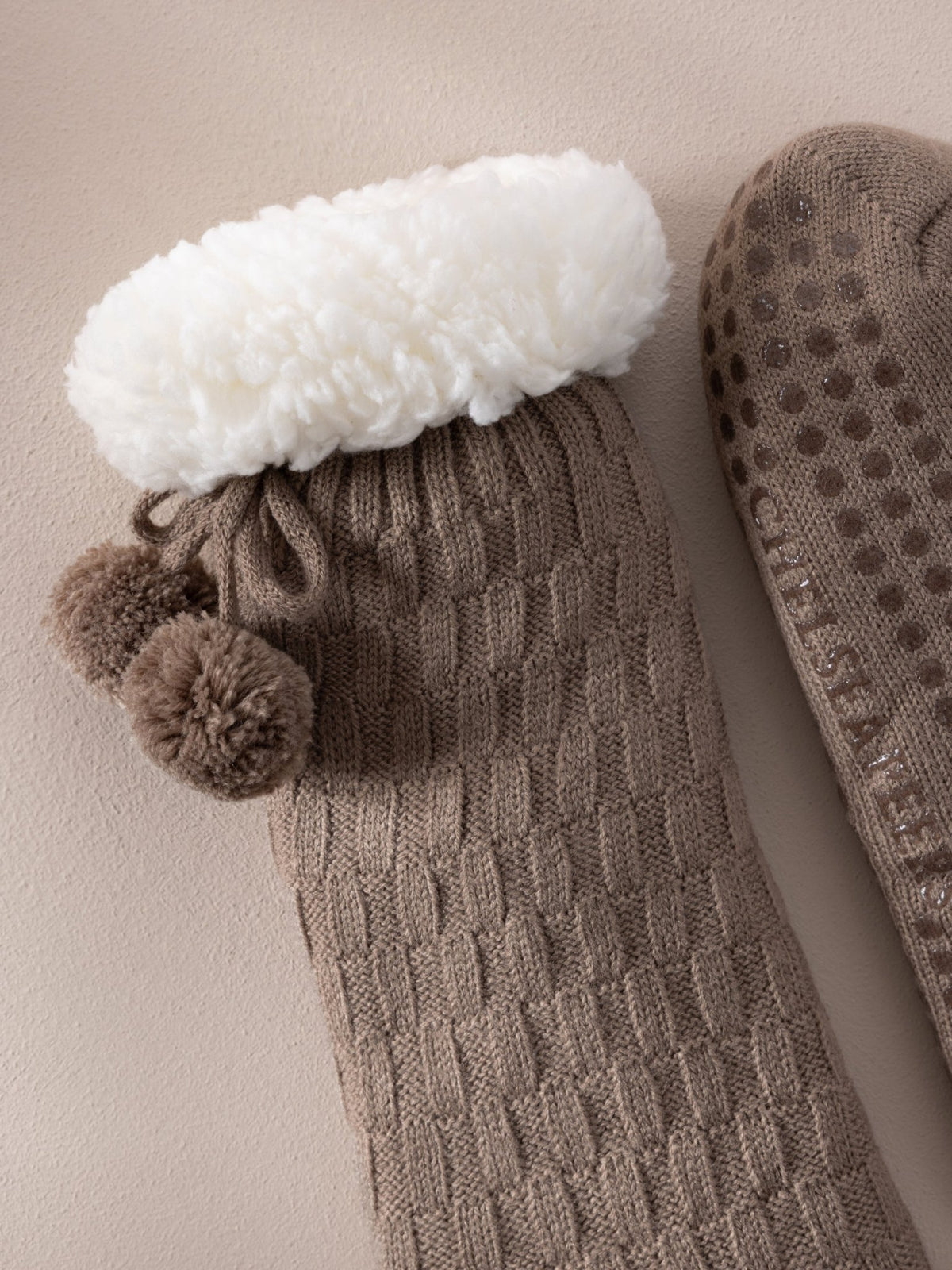 Young Ideas & Henmores -Slipper Socks -Plain Brown -OS