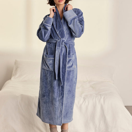 Young Ideas & Henmores -Womens Fleece Dressing Gown -Plain Blue -8