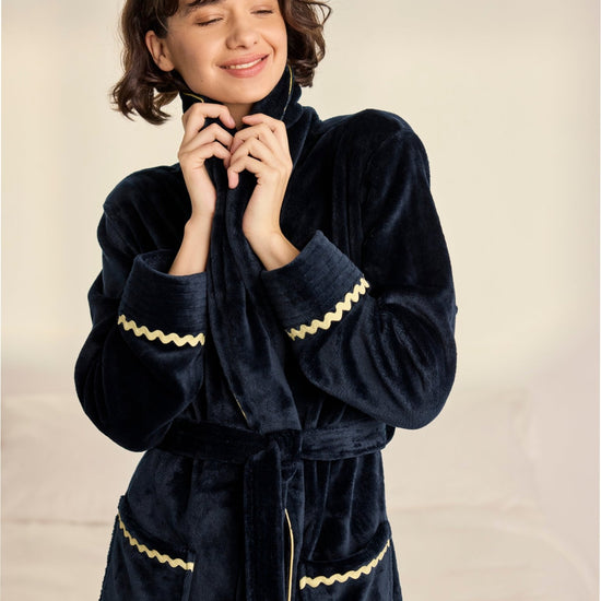 Young Ideas & Henmores -Womens Fleece Good Night Dressing Gown -Navy -8