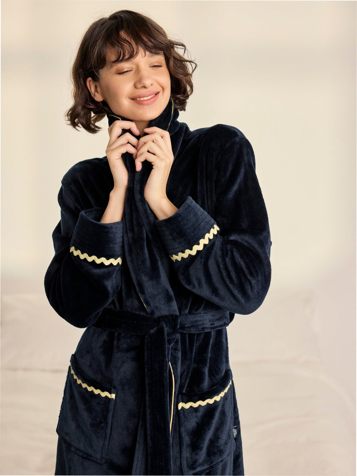 Young Ideas & Henmores -Womens Fleece Good Night Dressing Gown -Navy -8
