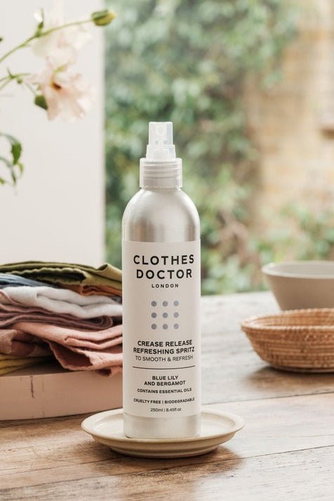 Young Ideas/Henmores - Crease Release With Atomiser - N/A - 250ml