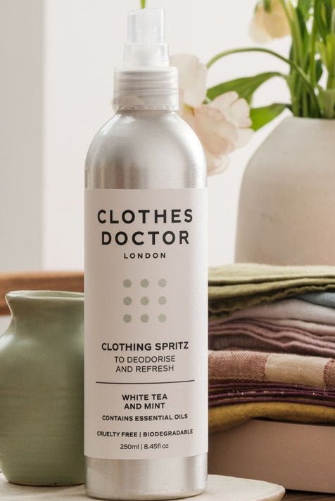 Young Ideas/Henmores - Deodorising Clothing Spritz With Atomiser - N/A - 250ml