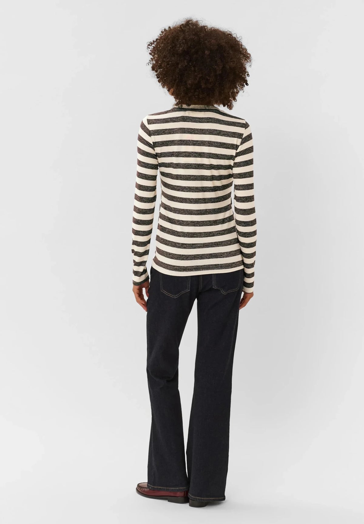 Young Ideas & Henmores -Cat Alexandra Long Sleeve T-Shirt -Brown/Whitecap -XS