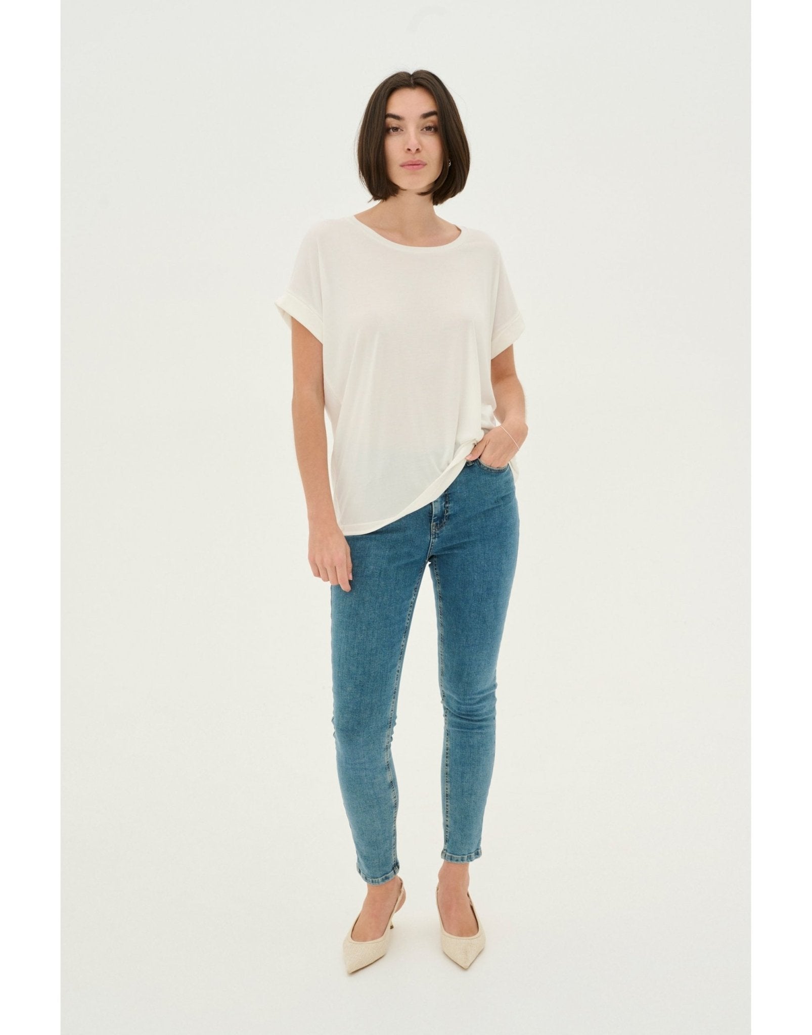 Young Ideas/Henmores - Kajsa Short Sleeve T-Shirt - Blackened Pearl - XS