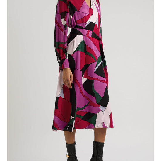 Young Ideas/Henmores - Abel Geometric V Neck Midi Dress With Belt - Pink Geometric - S