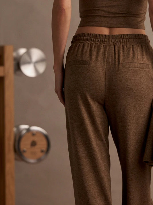 The Easy 30 Jogger