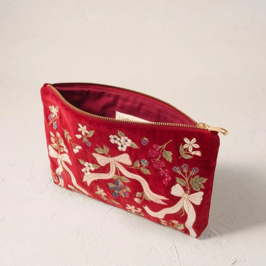 Young Ideas & Henmores -Berries & Rouge Bows Velvet Everyday Pouch -Rouge -OS