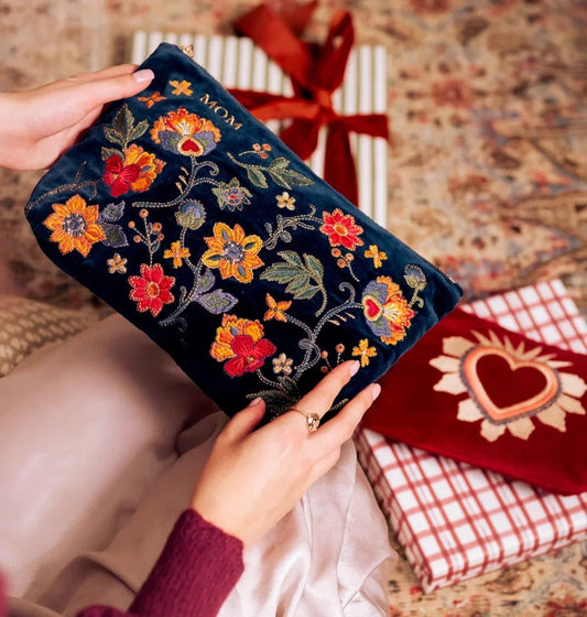 Young Ideas & Henmores -Botanical Garden Ink Blue Velvet Everyday Pouch -Ink Blue -OS