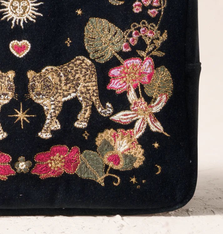 Young Ideas & Henmores -Celestial Leopard Charcoal Velvet Everyday Pouch -Charcoal -OS