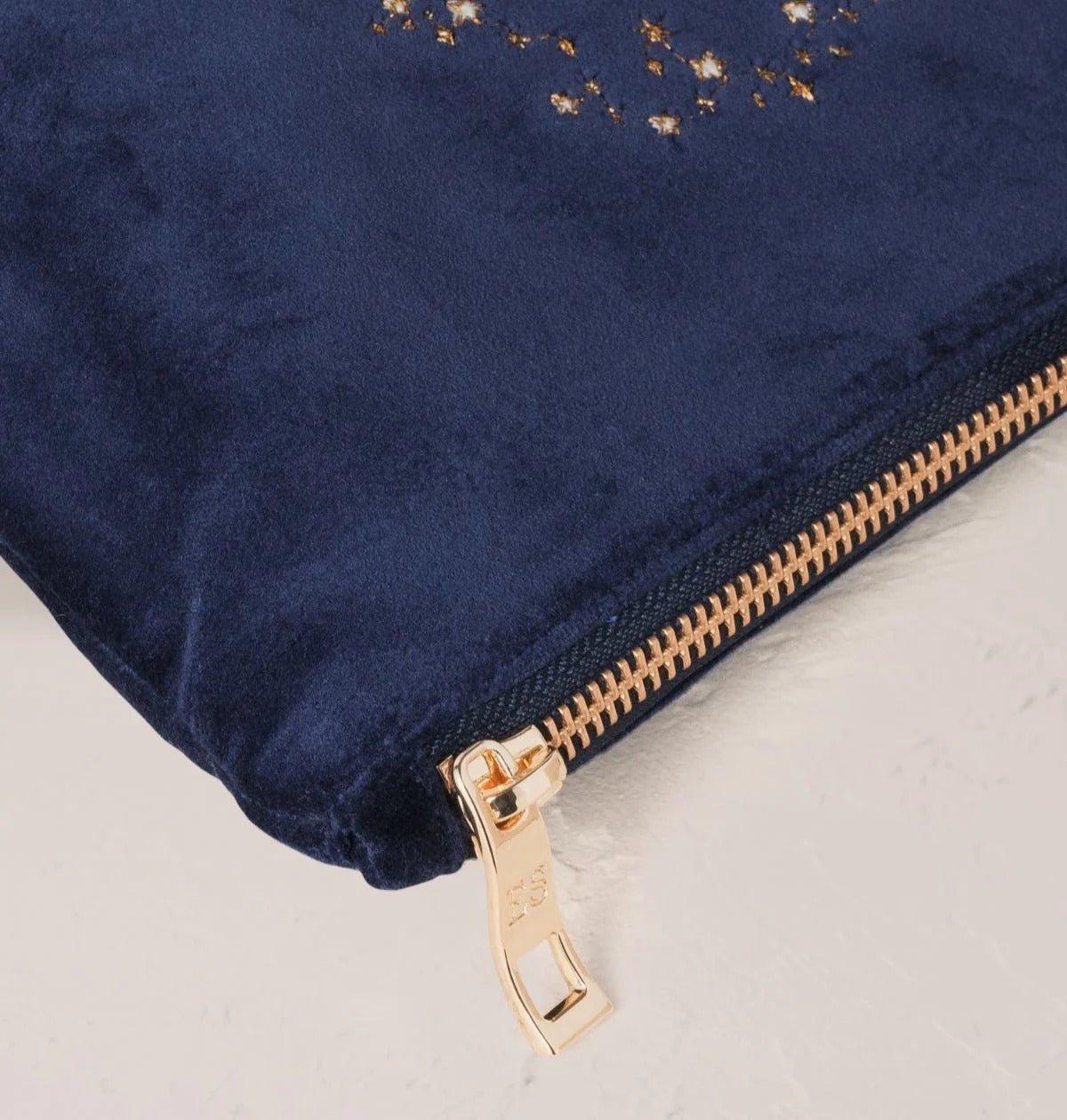 Young Ideas & Henmores -Celestial Sun Navy & Moon Velvet Mini Pouch -Navy -OS