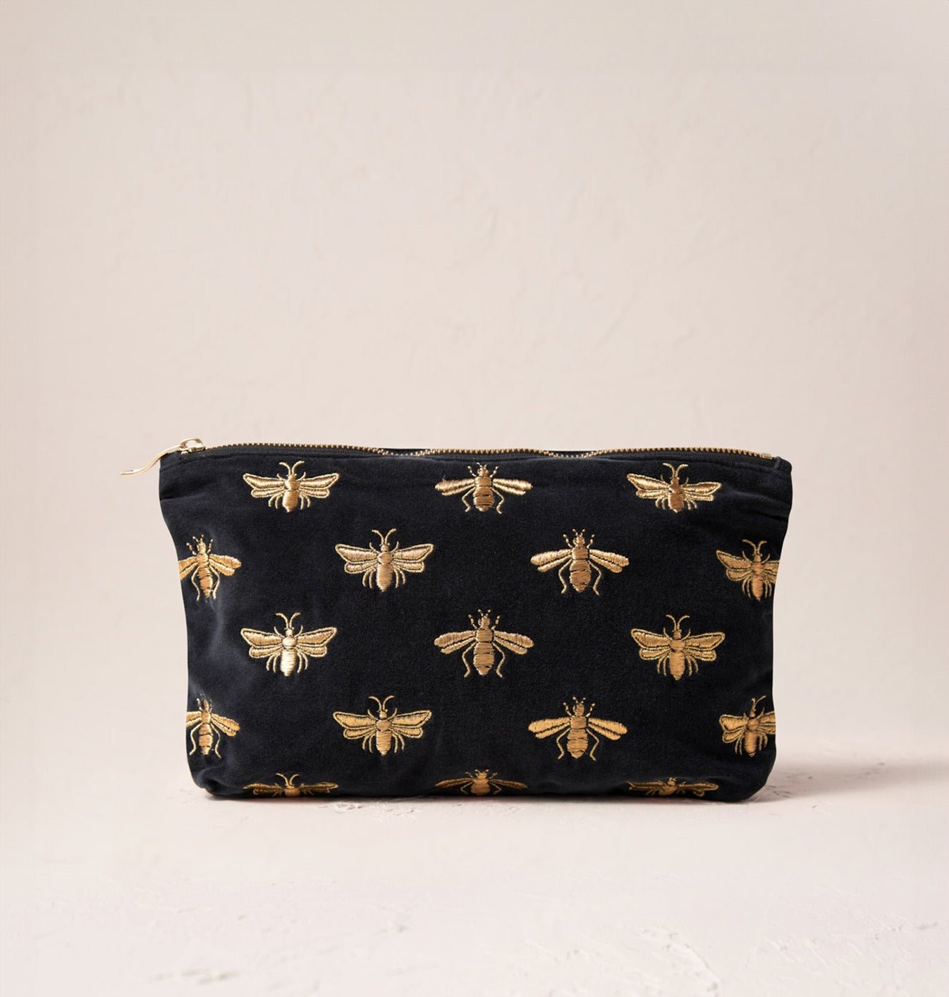 Young Ideas/Henmores - Honey Bee Charcoal Velvet Everyday Pouch - Charcoal - OS