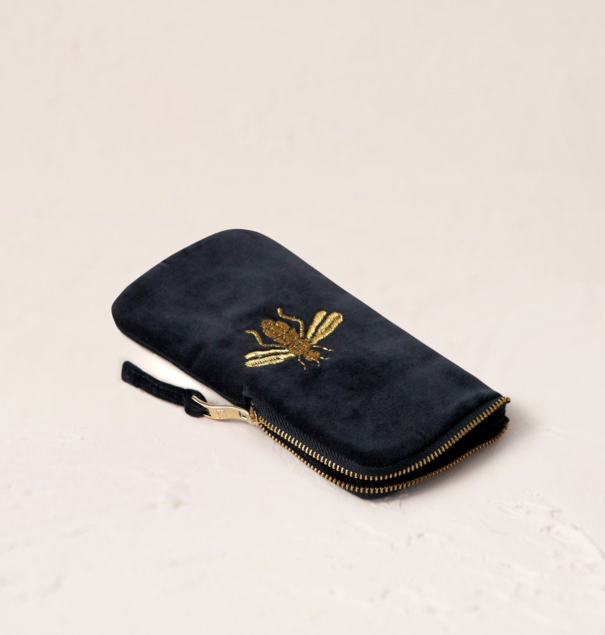 Young Ideas/Henmores - Honey Bee Charcoal Velvet Glasses Case - Charcoal - OS
