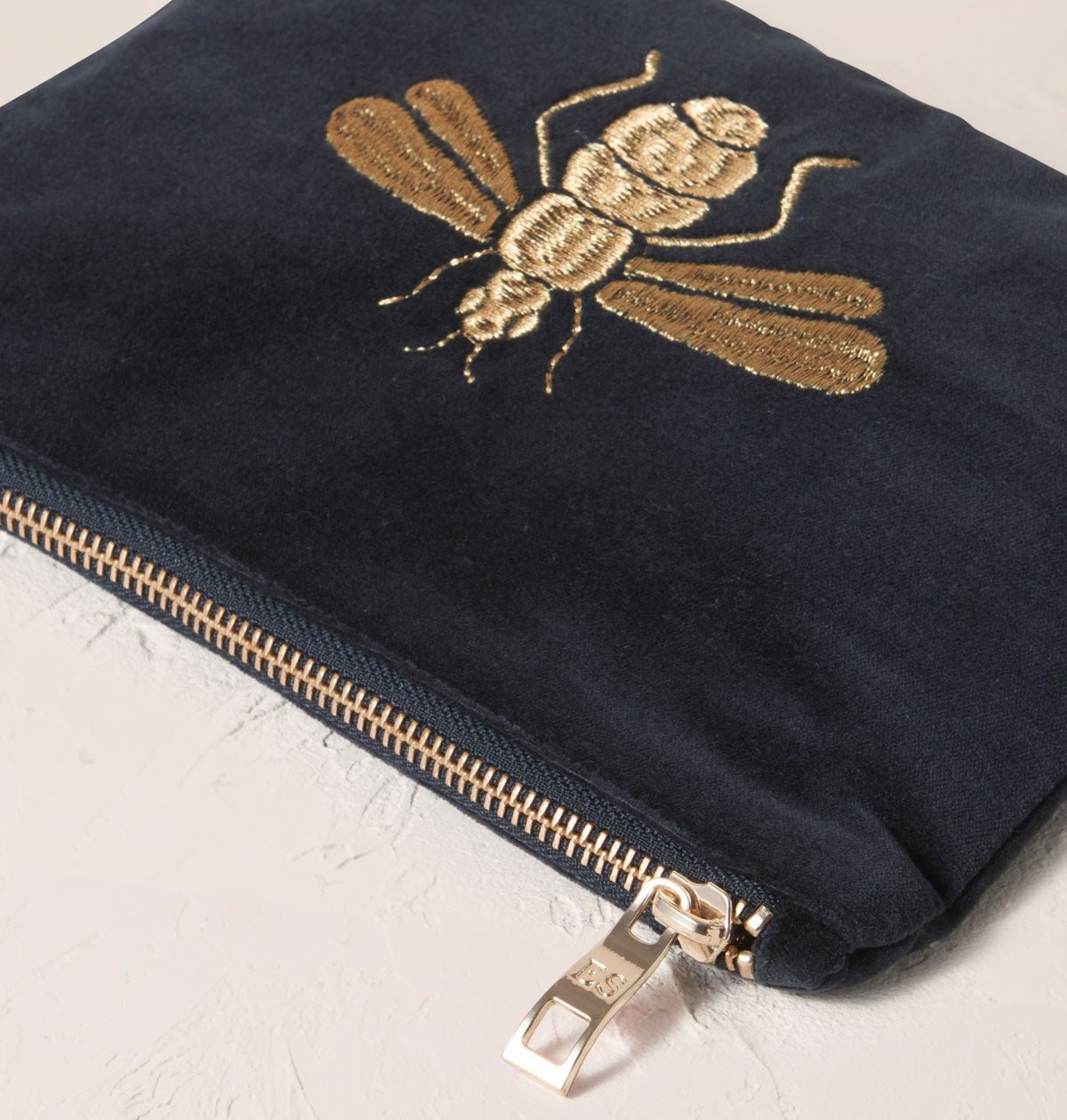 Young Ideas/Henmores - Honey Bee Charcoal Velvet Mini Pouch - Charcoal - OS